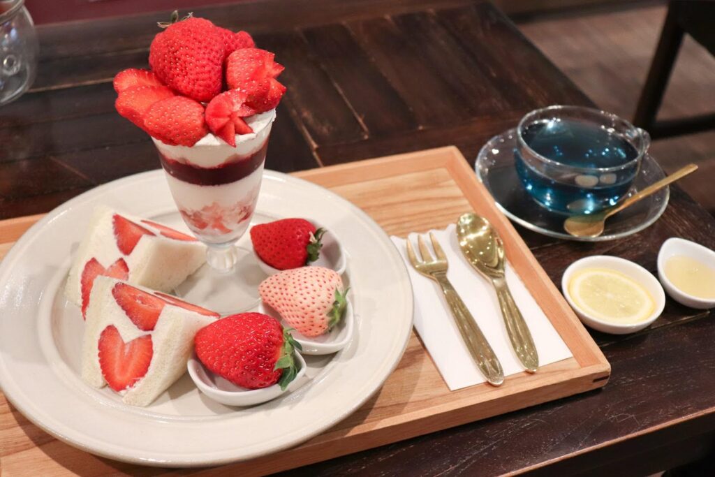 Café Ichifujiのいちご一会プレートの写真