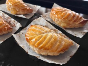 焼きあがったパイの写真