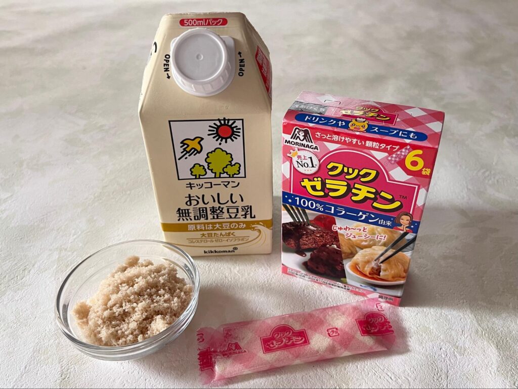 豆乳プリンの材料を並べた写真